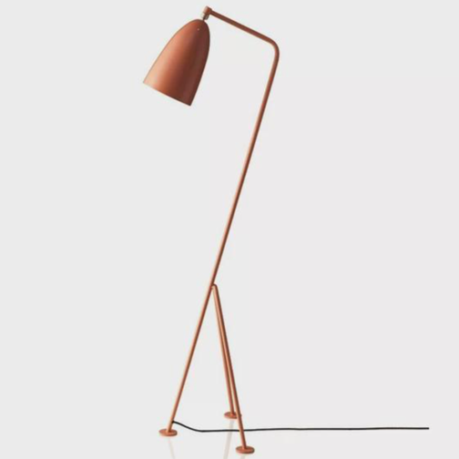 GUBI Gräshoppa Golvlampa 125.5cm