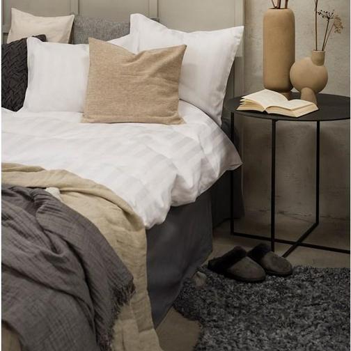 Borganäs Satin Påslakan Vit (210x150cm)