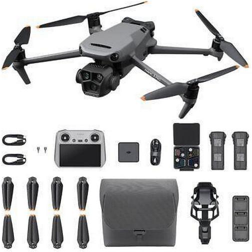 DJI Mavic 3 Pro Fly More Combo RC