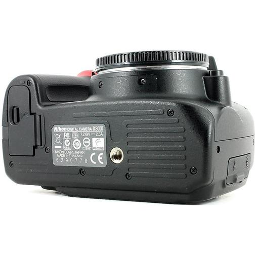 Nikon D3000