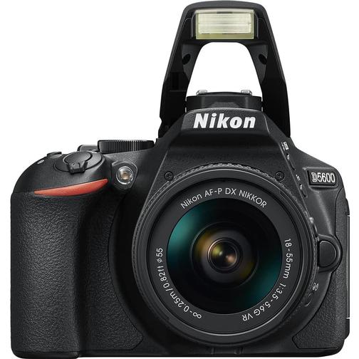 Nikon D5600 + AF-P 18-55mm VR