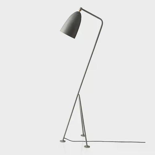 GUBI Gräshoppa Golvlampa 125.5cm