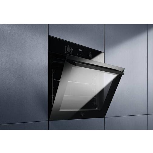 Electrolux EOD6P71Z Svart